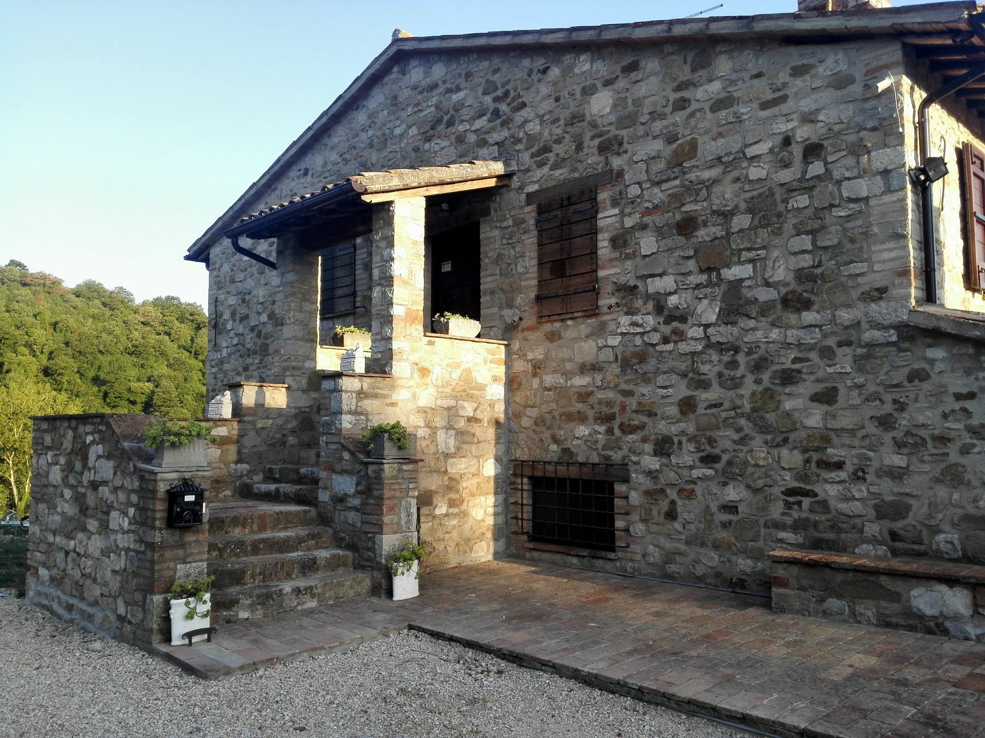Casale Le Orme Bed and Breakfast Τόντι Εξωτερικό φωτογραφία